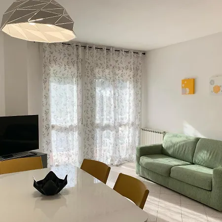 With Private Outdoor Area Maximum 1 Km From The Sea In Marina Di